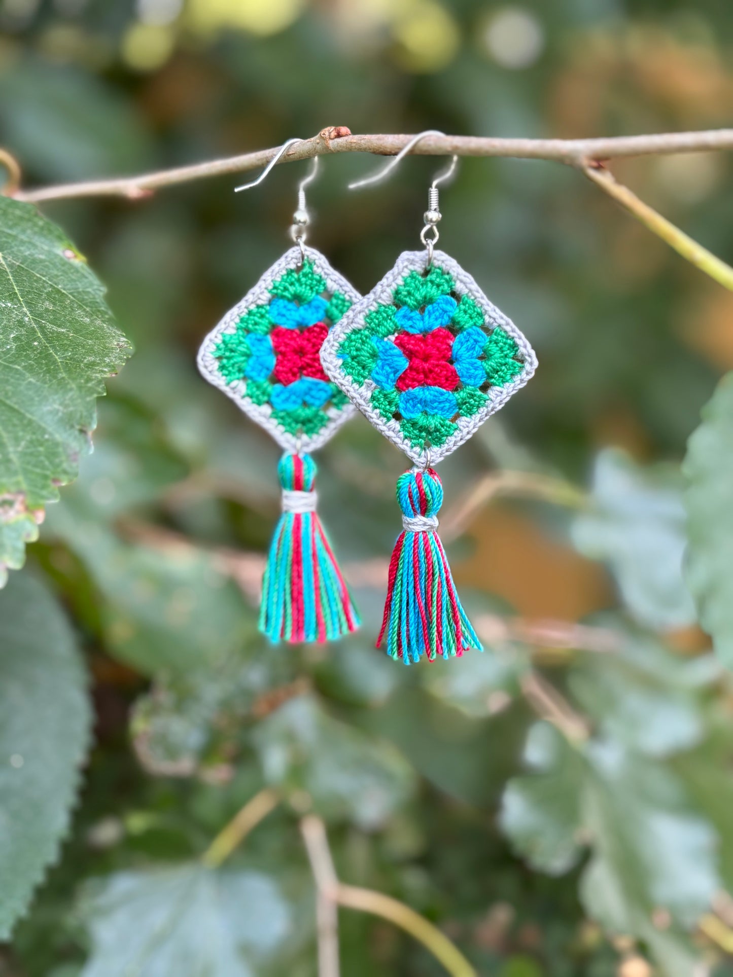 SARAH Crochet Granny Square Earrings – Vintage-Inspired Statement Jewelry